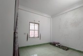 Nhà hiếm Ngọc Lâm, trung tâm, 42m2, 3 tầng, 3 tỷ. LH: 0913896966