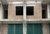 Chính chủ cần cho thuê nhà xây thô mặt tiền 4m tại Thịnh Liệt, Hoàng Mai