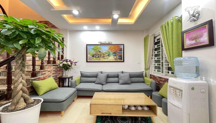 Bán nhà phố Mạc Thị Bưởi ,36m2 x 5 tầng, nhà mới xây, nhỉnh 3 tỷ