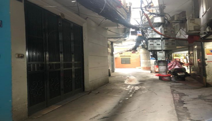 Bán nhà Hào Nam – 35m 4 Tầng MT 4m. Chỉ 3.9  tỷ. Ngõ thông  KD tốt. Thic là chốt
