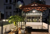 Gia đình tôi cần bán nhà phố Linh Lang, 45m² 5T, lô góc, nhà mới ở ngay, ngõ thông 5.95 tỷ