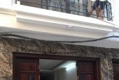 Bán nhà Hoa Bằng 35m2 5Tầng 2 thoáng - 4.75 tỷ. Nhà mới, nội thất xịn. Ôtô qua cửa