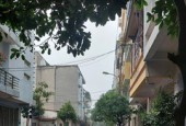 Chỉ hơn 2  tỉ có căn nhà nhỏ nhỏ xinh ngay trung tâm Q Tân Bình Phường 4 2PN