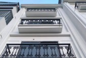 HOT. Bán Nhà Phố Trạm DT40m2, MT5.6m, Cách Đường Ô Tô Tránh 5m, Cách AEON 150m. Giá Chào: 2.8 Tỷ.