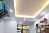 Chính chủ bán căn nhà gần 100m2 ở Ngô Gia Tự, Long Biên, đầy đủ nội thất