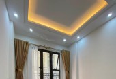 Tài chính 5 tỷ 68 mua ngay nhà Hoàng Như Tiếp, Long Biên, rộng rãi, 42m2, 5 tầng, thiết kế đẹp.