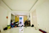 Bán nhà Dt: 4,9mX21m. Giá 10,2 tỷ  Đường Bạch Đằng, P.15, Bình Thạnh.