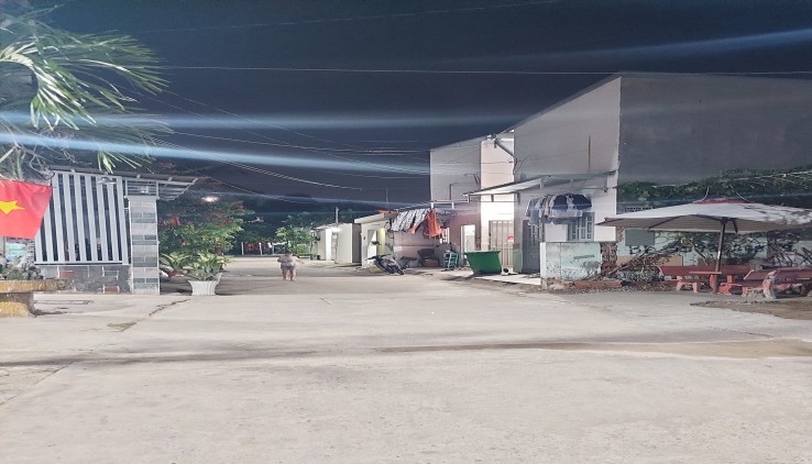Nhà C4 kề GigaMall Phạm Văn Đồng, Thủ Đức - Hẻm ba gác- 122m2 - Giá 4.75 tỷ