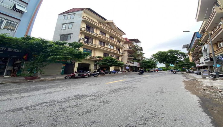Rao bán nhà mặt phố Hào Nam 59m2 - 25.8 tỷ