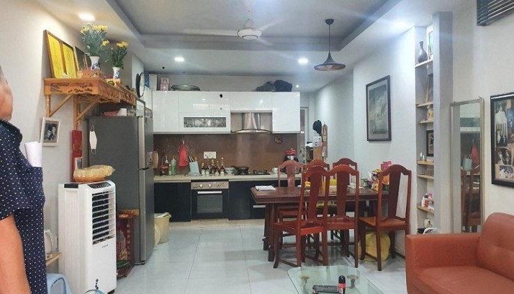 SIÊU HIẾM ĐƯỜNG TÔ HIẾN THÀNH QUẬN 10, HẺM XE HƠI, 93M2 GIÁ 21 TỶ.