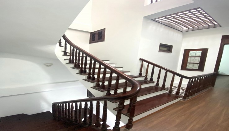 Ô TÔ ĐỖ CỔNG - NHÀ CỰC ĐẸP - TIỆN ÍCH ĐẦY ĐỦ