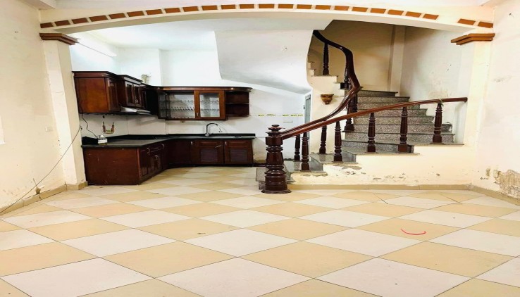 NHÀ MẶT NGÕ, CÁCH 1NHÀ RA PHỐ
TÔ VĨNH DIỆN 32M GIÁ 5.9 TỶ