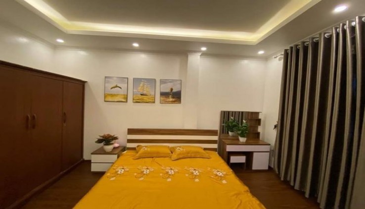 Bán nhà Đào Tấn 35m x 5T, MT 5m, nhà đẹp ở luôn, Giá 3 tỷ.