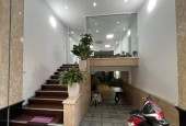 Toà VP mặt phố Nguyễn Khang thang máy, tầng hầm , ô tô tránh dừng đỗ  KDVP, Cafe 100m-22 tỷ