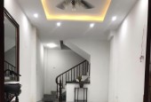 Bán nhà Đại Từ, Diện tích 35m2, 5 tầng, kinh doanh , ô tô đỗ cửa.