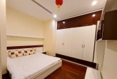 Chính chủ cần bán gấp căn hộ 2 Phòng ngủ Royal city, 102m, nội thất đẹp như hình