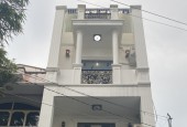 BÁN NHÀ HẺM NHỰA 6M THÔNG TỨ TUNG ĐƯỜNG HƯƠNG LỘ 2 BÌNH TRỊ ĐÔNG QUẬN BÌNH TÂN GIÁ 6.7 TỶ.