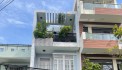 BÁN NHÀ Q7 MẶT TIỀN Vị trí cực kỳ tốt sạch sẽ, Cách lâm văn bền 30m