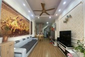 E SIÊU PHẨM NHÀ ĐẸP_2,7 tỷ_ CÓ NGAY E NHÀ 4 TẦNG ĐẸP LONG LANH_PHỐ QUANG_HÀ ĐÔNG.
