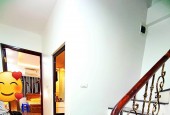 hủ Bán Gấp Nhà Đường B3, Tân Phú 52m2 Giá 4.5 Tỷ Tặng Nội Thất